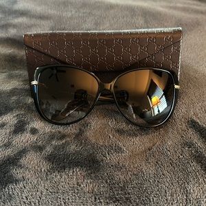 Authentic Gucci Sunglasses GG3156/S D28JJ